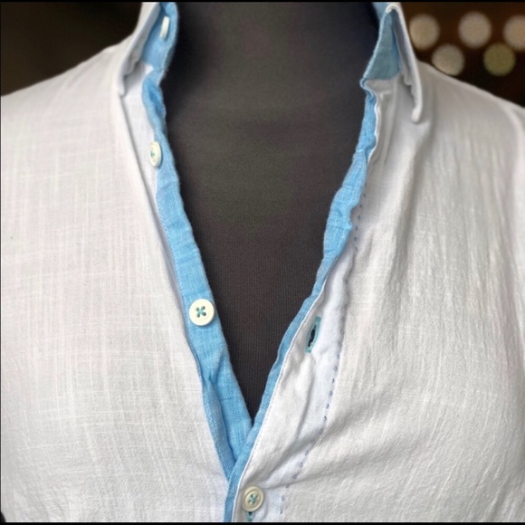 ENVY Linen Collection Button-Up - Picture 2 of 4